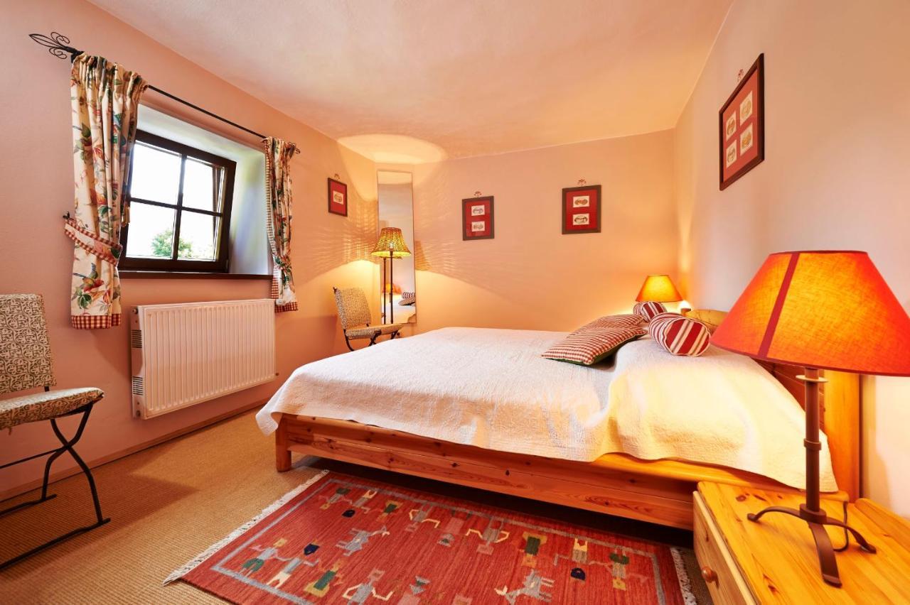 Ferienapartments Gutshof Brandis ลานา ภายนอก รูปภาพ